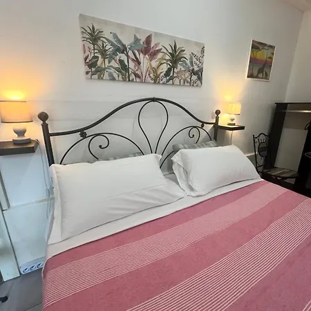 La Casa Di Giada A 3 Minuti Dal Casello Autostradale Di - Parcheggio Privato E Self Check-in ゲストハウス 3*