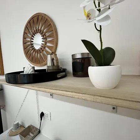 La Casa Di Giada A 3 Minuti Dal Casello Autostradale Di - Parcheggio Privato E Self Check-in ゲストハウス 3*