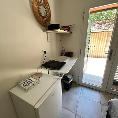 La Casa Di Giada A 3 Minuti Dal Casello Autostradale Di - Parcheggio Privato E Self Check-in 3* イーモラ