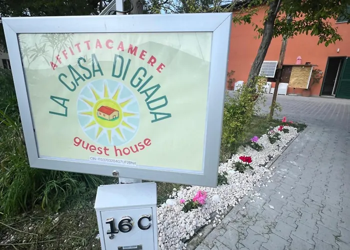 Maison d'hôtes La Casa Di Giada - Self Check-in - Parcheggio Privato- Vicino Autostrada Di 3*