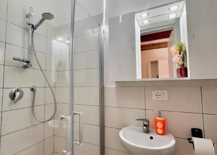 La Casa Di Giada - Self Check-in - Parcheggio Privato- Vicino Autostrada Di 3*