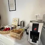 La Casa Di Giada - Vicino Autostrada Di - Self Check In H24 & Parcheggio Gratis בית הארחה אימולה