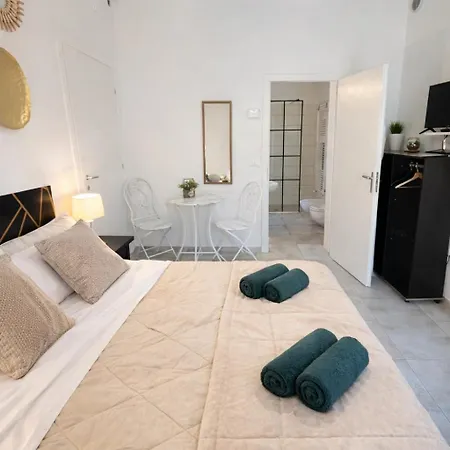 La Casa Di Giada - Self Check In - Parcheggio Privato E Ricarica Ev Pensionat Imola
