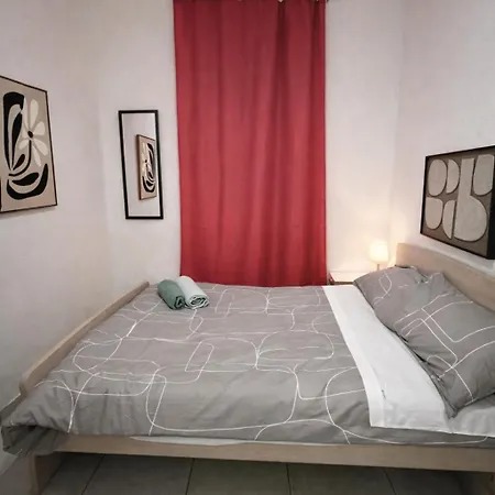 La Casa Di Giada - Self Check In - Parcheggio Privato E Ricarica Ev Pensionat 3*