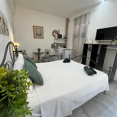 La Casa Di Giada - Self Check In - Parcheggio Privato - Vicino Uscita Autostrada E Autodromo