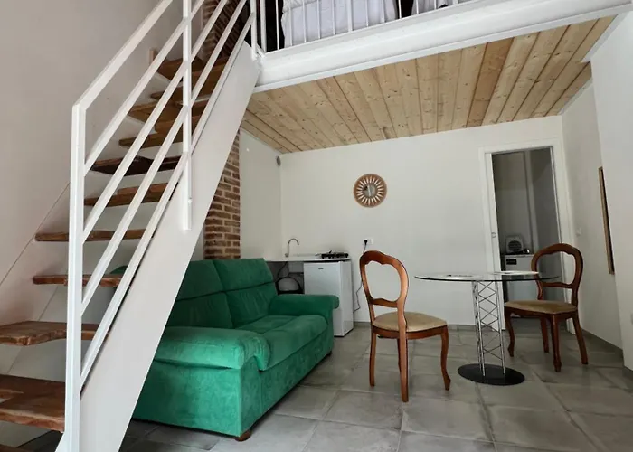 La Casa Di Giada - Self Check-in - Parcheggio Privato- Vicino Autostrada Di